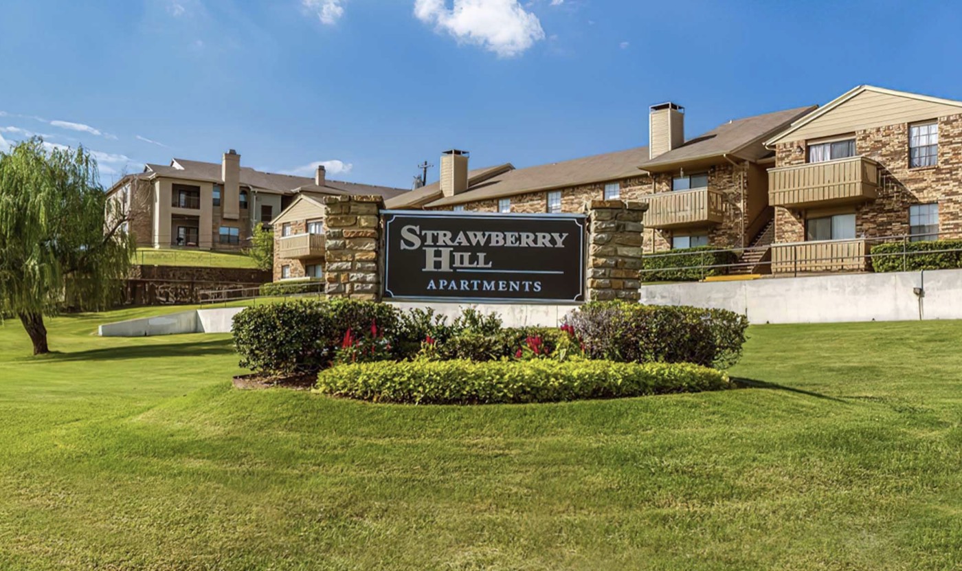 Strawberry Hill Apartments exterior and monument sign