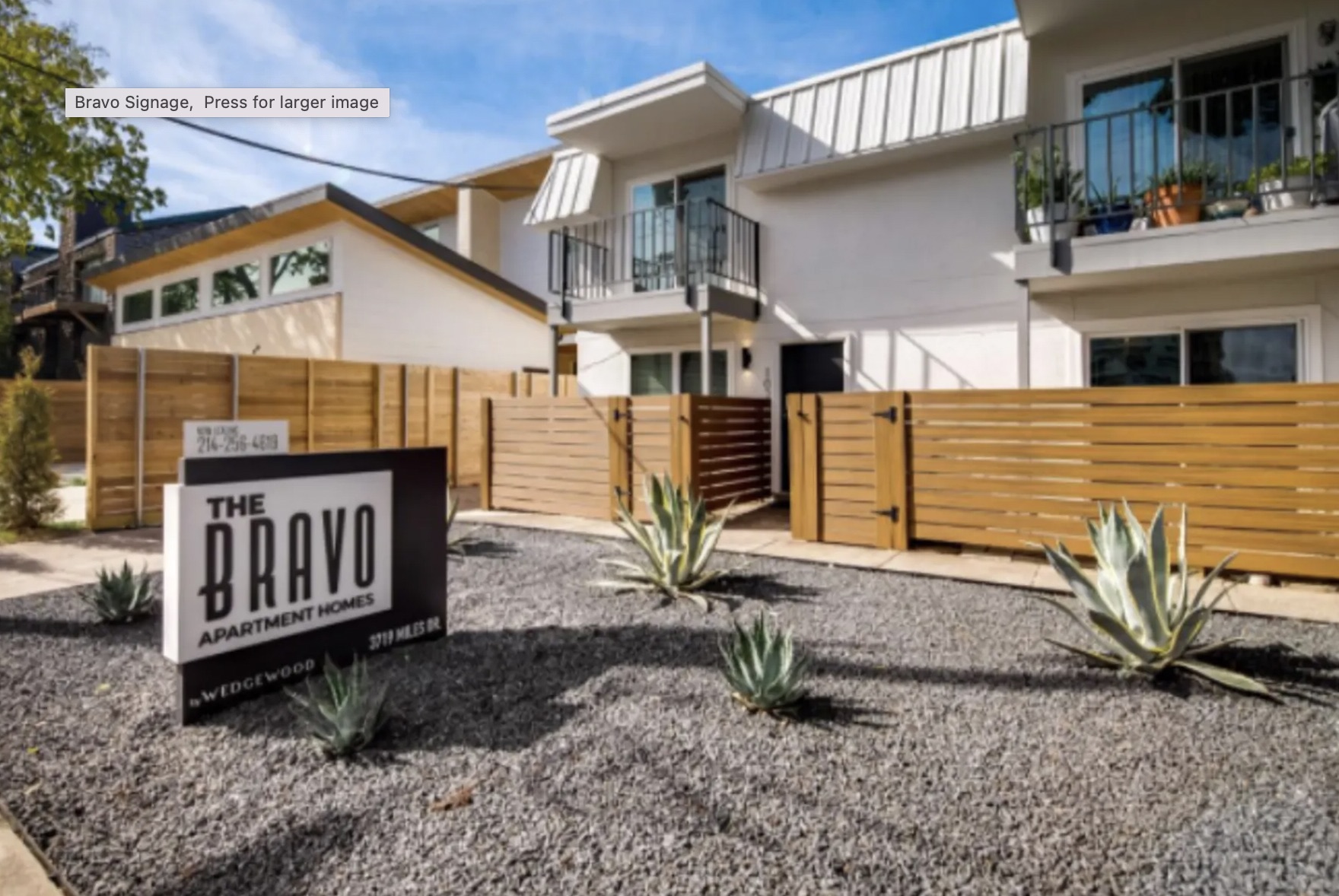 The Bravo Apartment Homes exterior in Dallas, Texas